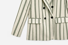 Cargar imagen en el visor de la galería, CHAQUETA KHAKI CLASS