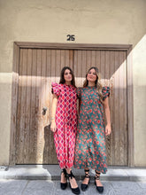 Cargar imagen en el visor de la galería, VESTIDO CAMISERO ESTAMPADO FLORAL
