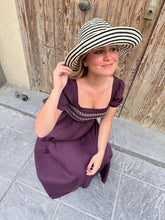 Cargar imagen en el visor de la galería, VESTIDO MIDI BERENJENA
